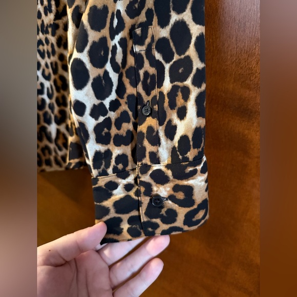 Express Leopard Print Portofino Top - Picture 6 of 12